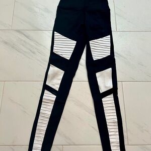Alo moto leggings